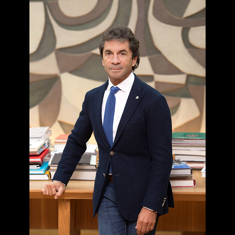 CEM HAKKO